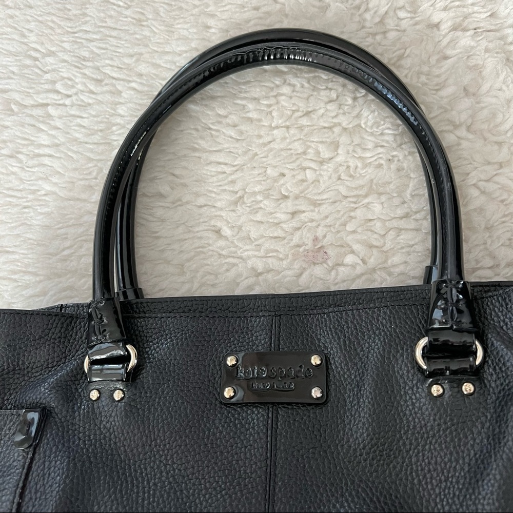Kate Spade New York Pebbled Leather w/ patent leather Handles Satchel/Handbag - Picture 4 of 14